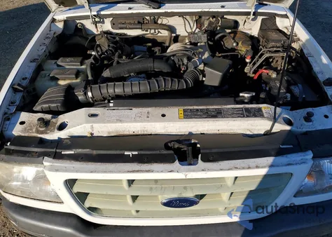 2001 Ford Ranger z USA, uszkodzony, nr VIN 1FTYR10U31PB43079